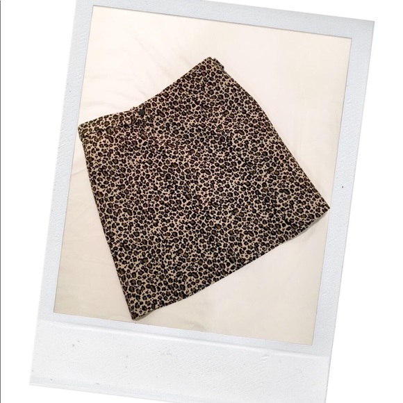 Topshop Dresses & Skirts - Topshop Leopard Print Denim Mini Skirt